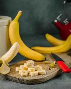 Prepping bananas for pudding!